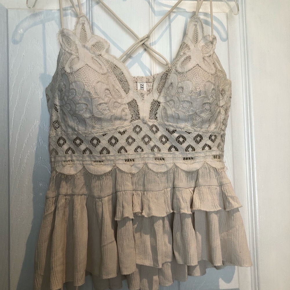 Runs Small. Zenana Outfitters Cream Lace Tank Top